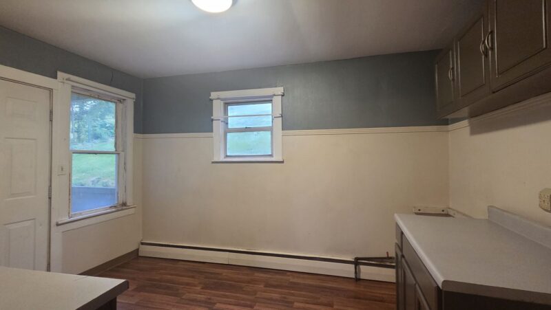 319 Lowell Street — photo 3