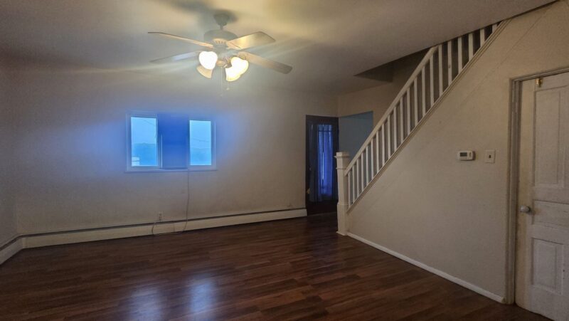 319 Lowell Street — photo 8