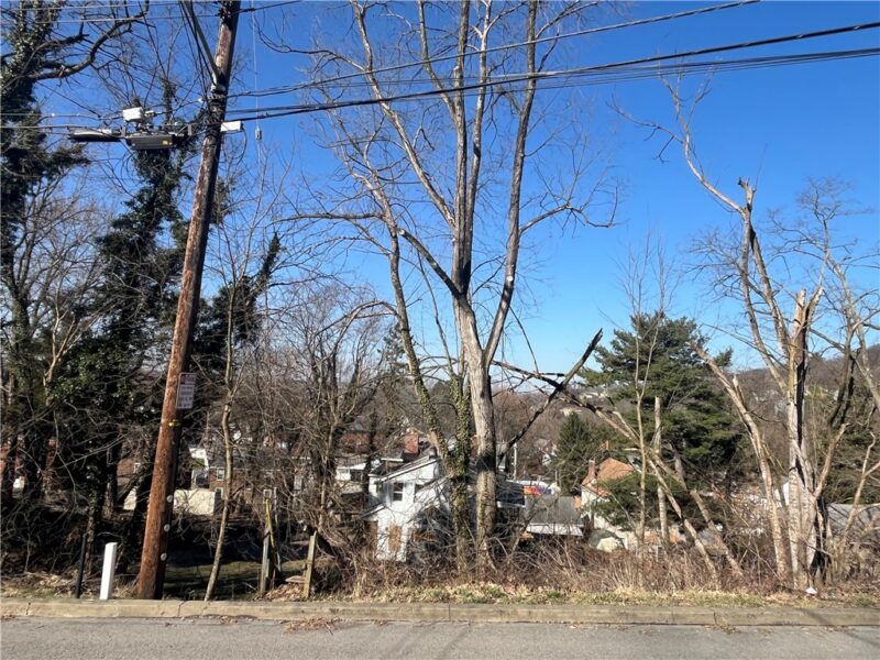 325 GLASER AVENUE — photo 8