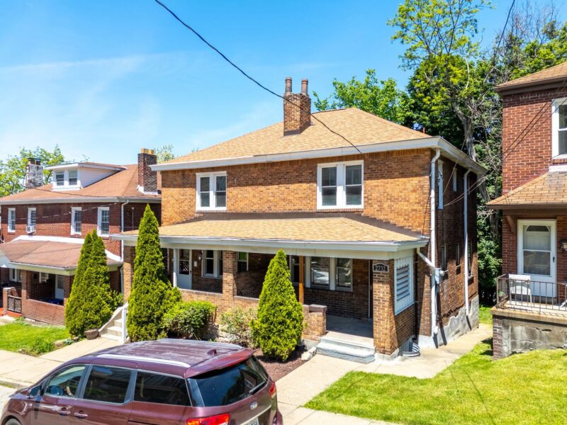 2732-2734 Shiras Avenue — photo 3