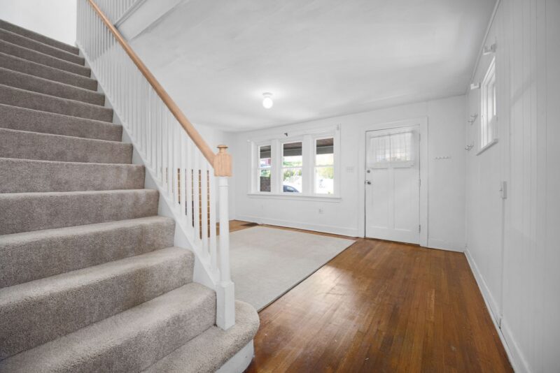 2732-2734 Shiras Avenue — photo 5
