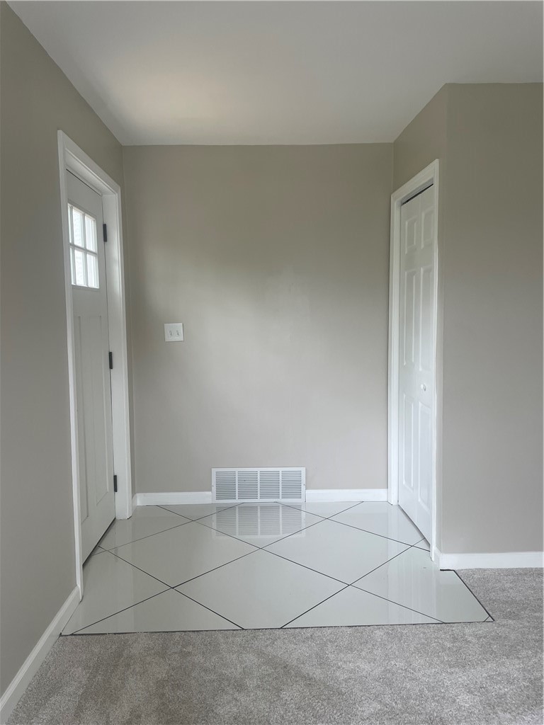 2616 Kenview Dr — photo 2