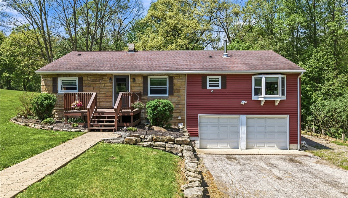 471 Sharon Bedford Rd — photo 1