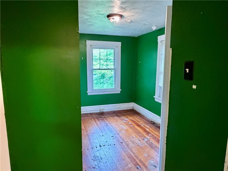 118 Ida Ave — photo 7