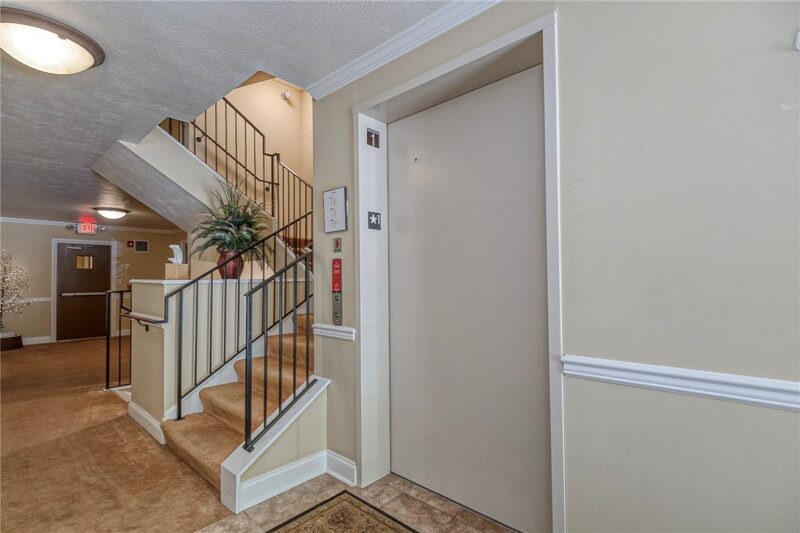 7015 Stefano Dr — photo 7