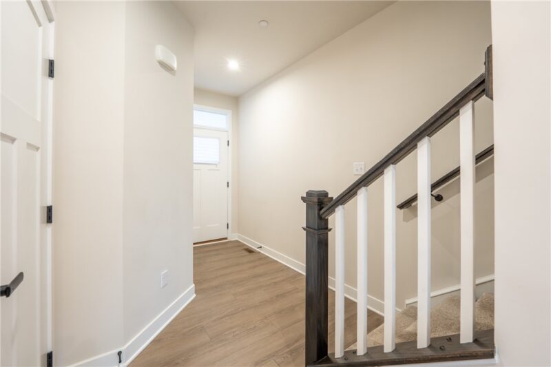 5005 Wellington Ct — photo 2