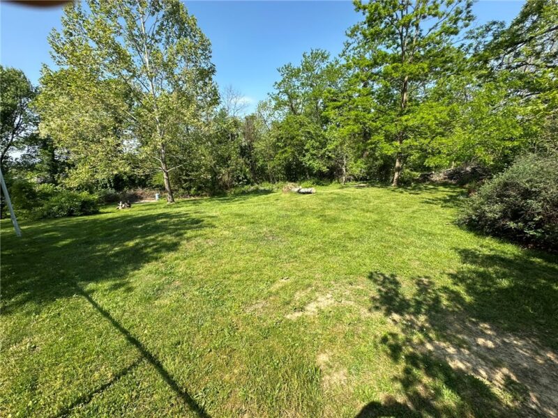 0 E McMurray — photo 2