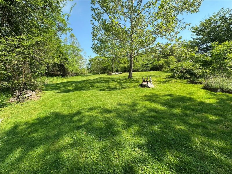 0 E McMurray — photo 8