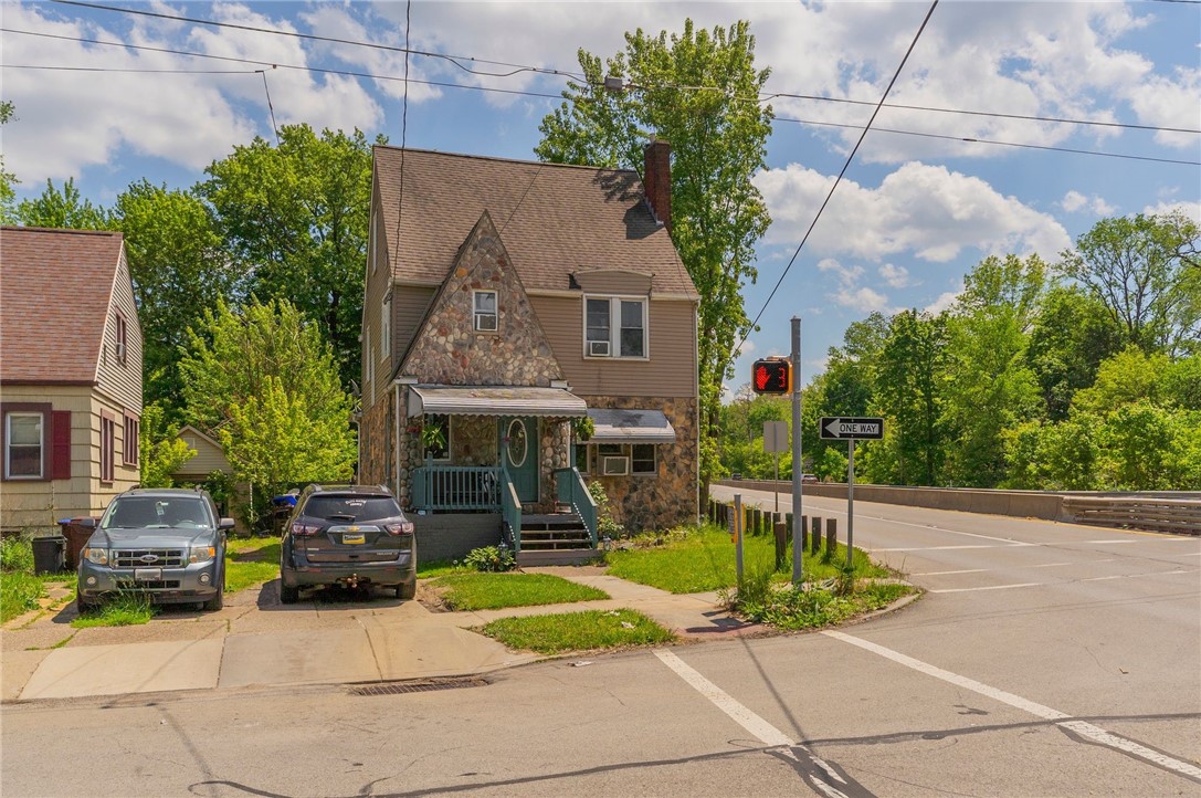 343 S Myers Ave — photo 1