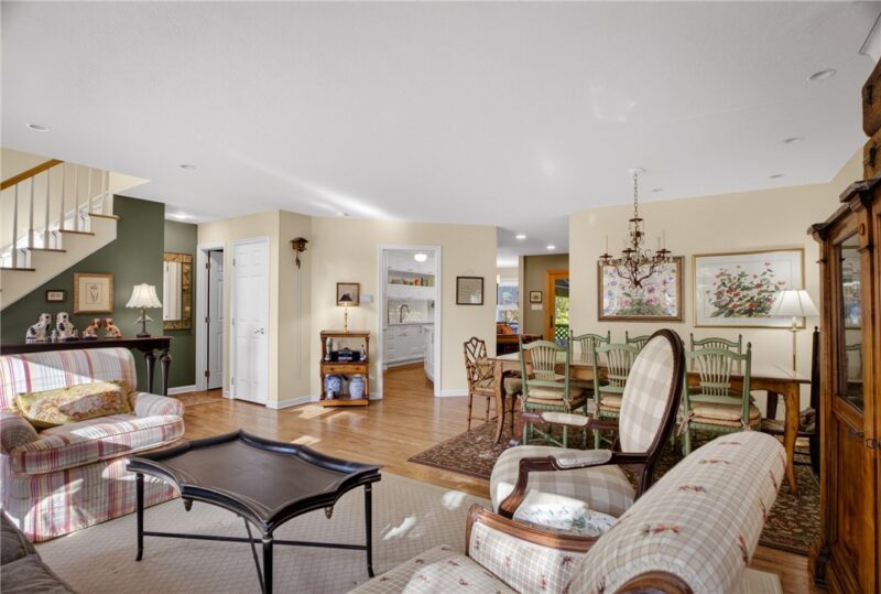 156 Shadow Ridge Dr — photo 8