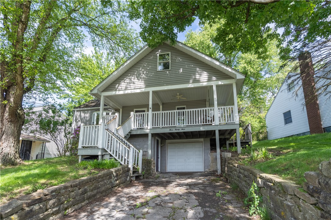 323 Idlewood Rd — photo 1