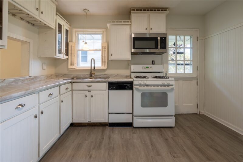 323 Idlewood Rd — photo 6