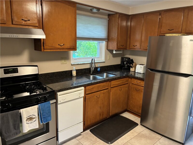 1338 S Side Ave — photo 8