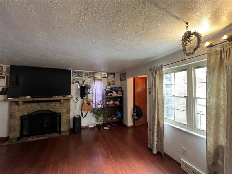 1424 Senior Dr — photo 7