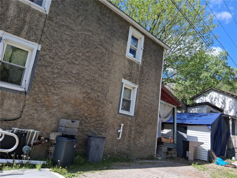 43 Besco St — photo 2