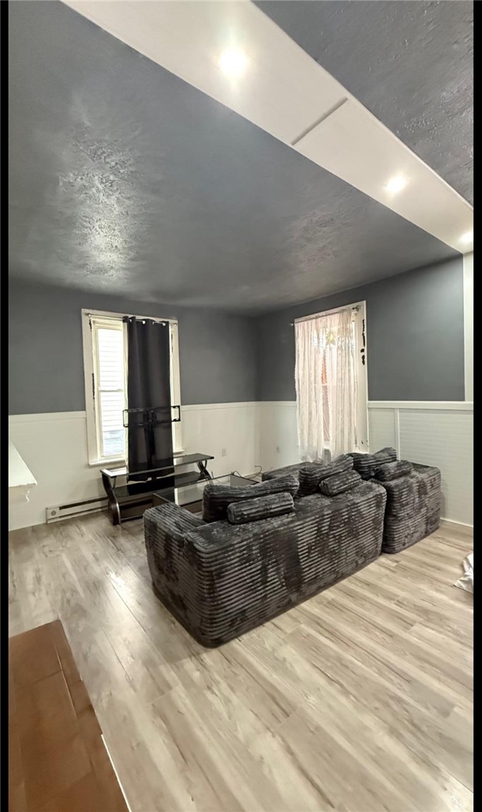 140 Mcgovern Blvd — photo 8