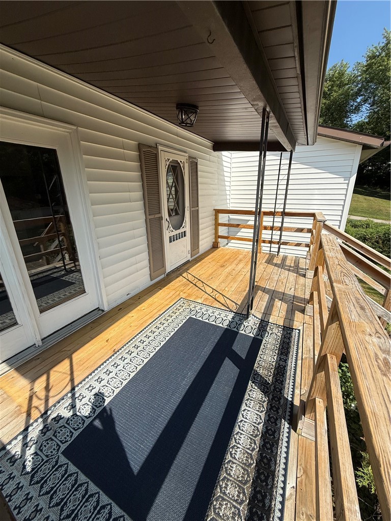 125 Ayers Ave — photo 6