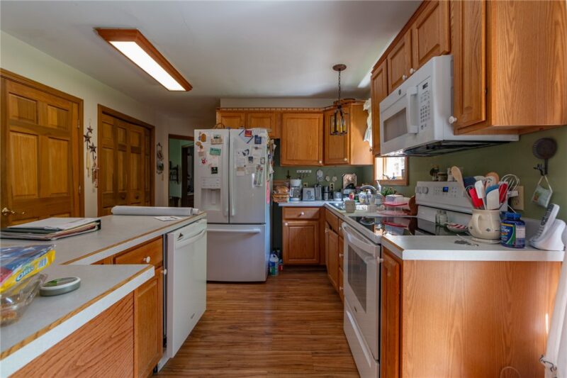 164 Bradley Rd — photo 6