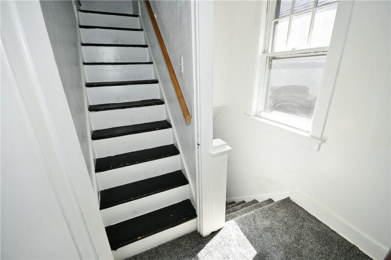 2110 West St — photo 5