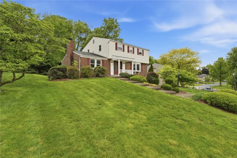 1028 Harvard Rd — photo 4