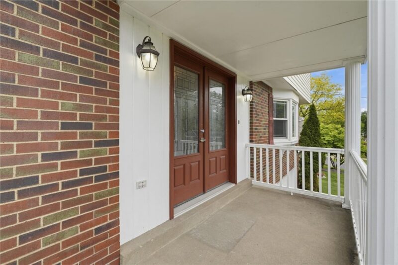 1028 Harvard Rd — photo 5