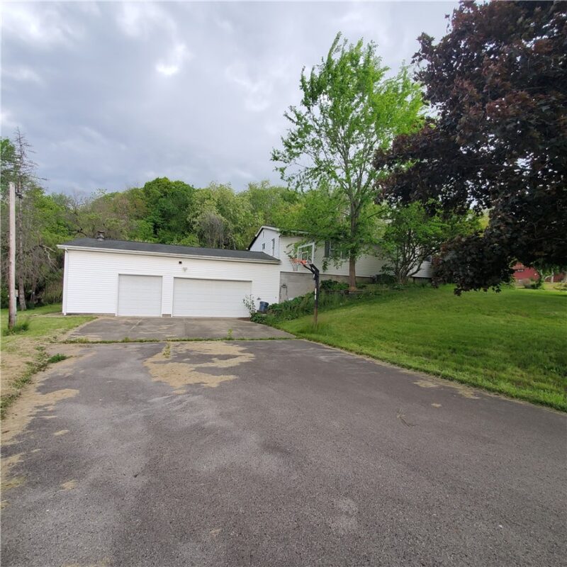 203 Rock Ave — photo 4