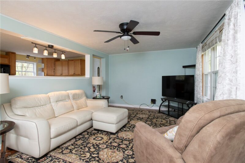 1611 Oneida Valley Rd — photo 3