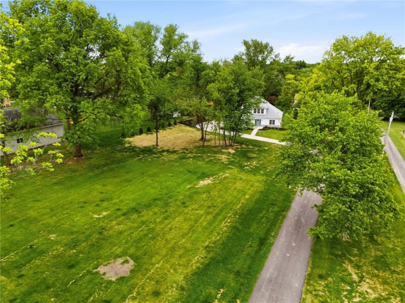1003 Taylor Ln — photo 3