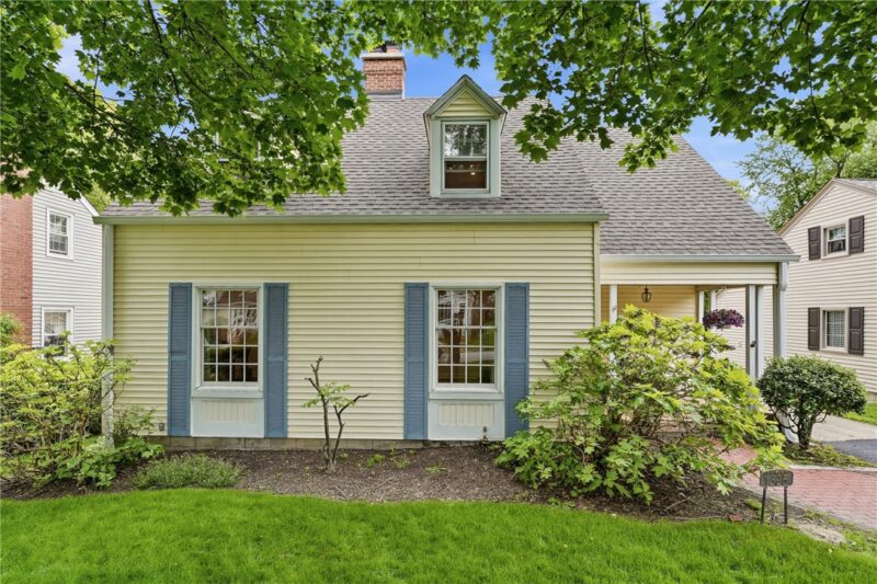 1325 Stanton St — photo 2