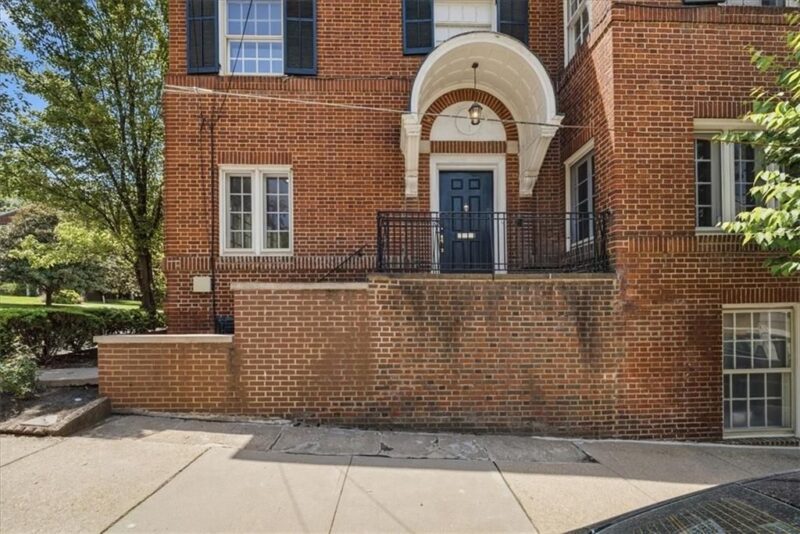 5445 Fifth Avenue — photo 2