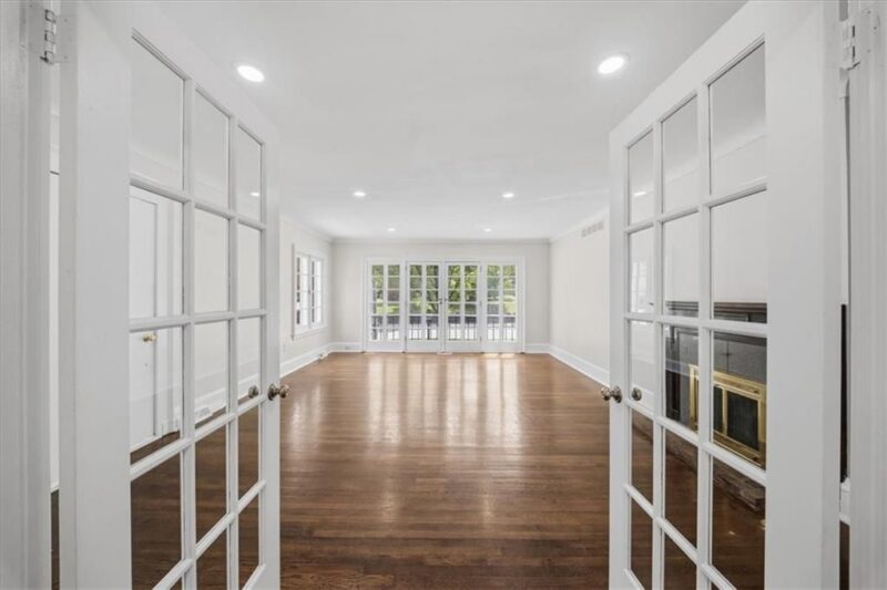 5445 Fifth Avenue — photo 4