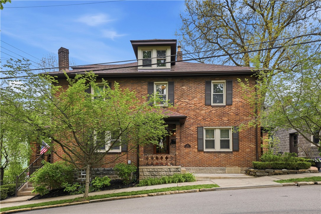226 Ferry Street — photo 1