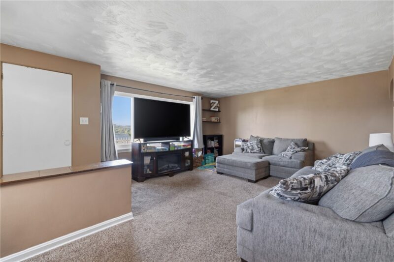 406 Virginia Ave — photo 5