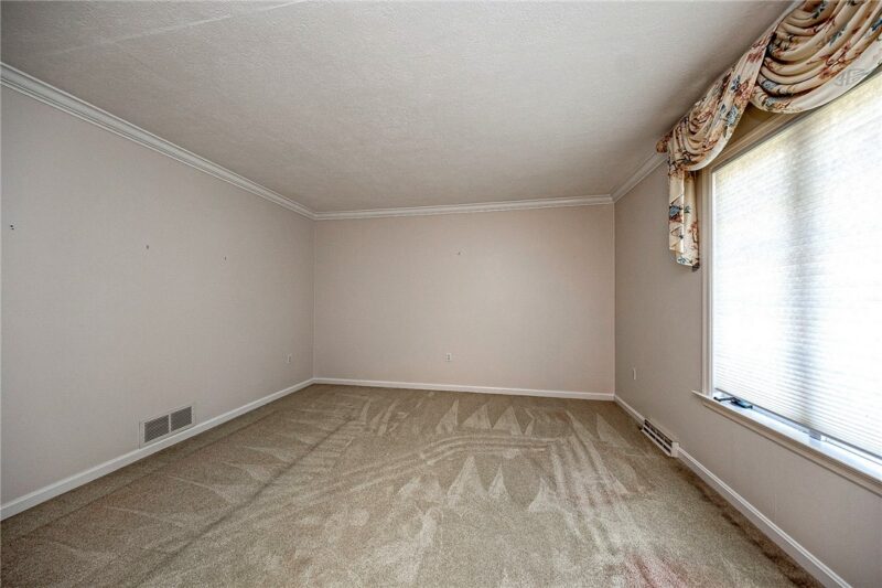 2011 Fortune Ct — photo 3