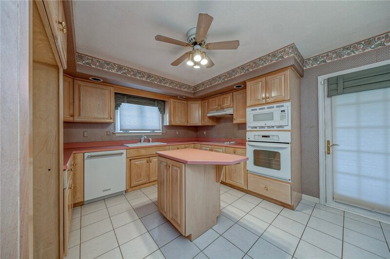 2011 Fortune Ct — photo 6