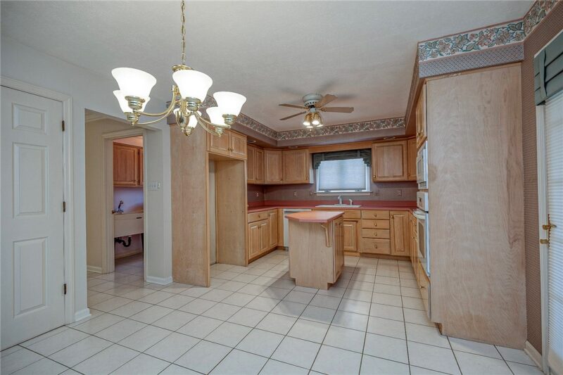 2011 Fortune Ct — photo 8