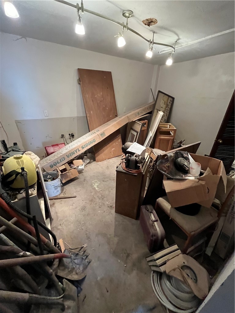 416 Cedarhurst Street — photo 4