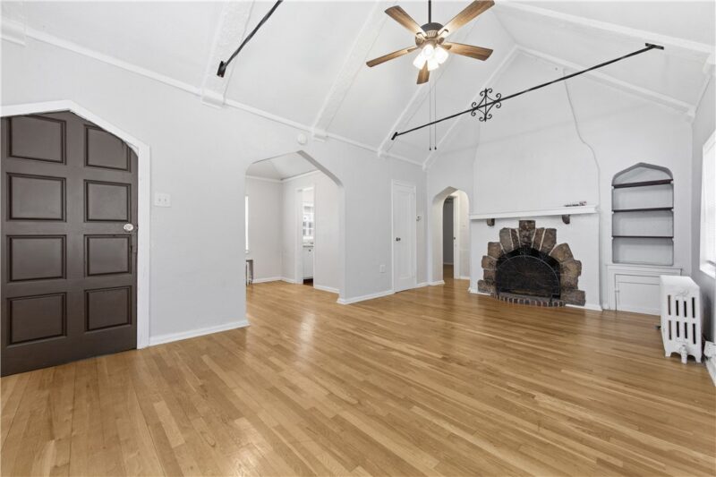 3809 Beechwood Blvd — photo 2
