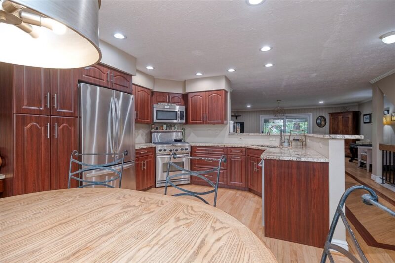 1523 Merion Ln — photo 4