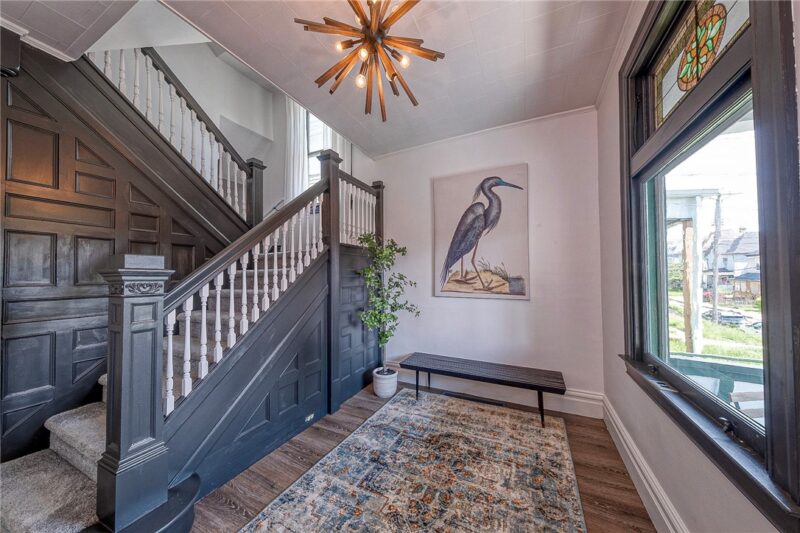 719 Taylor Ave — photo 4
