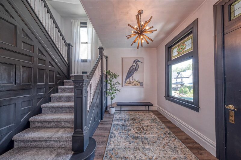 719 Taylor Ave — photo 5