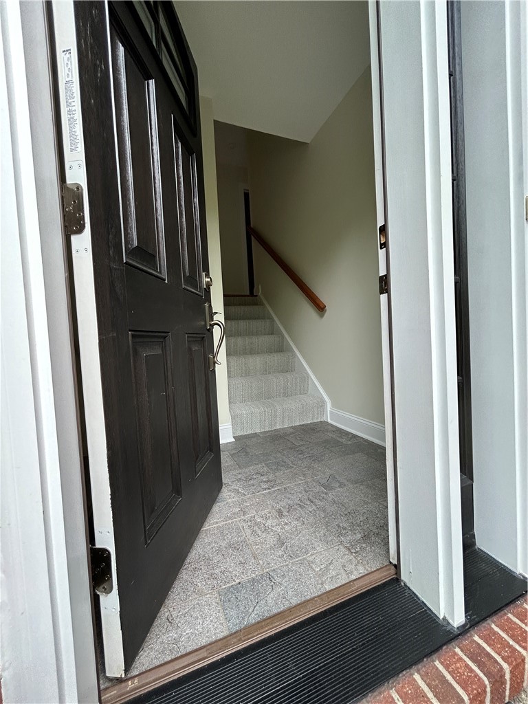 404 Rockledge Dr — photo 4