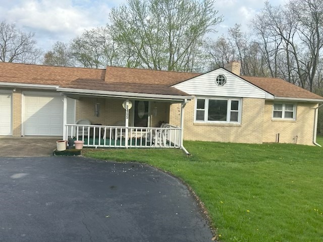 2405 N HERMITAGE RD — photo 1