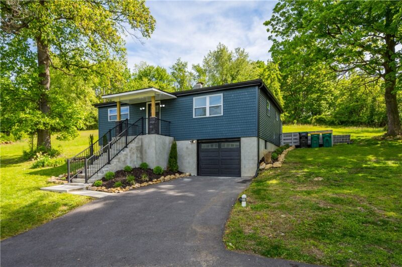933 Boyce Rd — photo 4