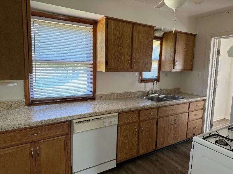 23 Virginia Dr — photo 2