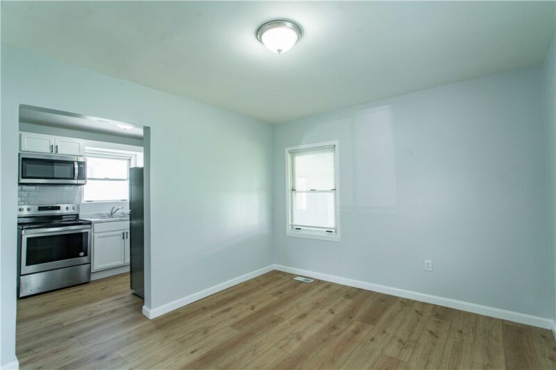 1710 Main St — photo 7