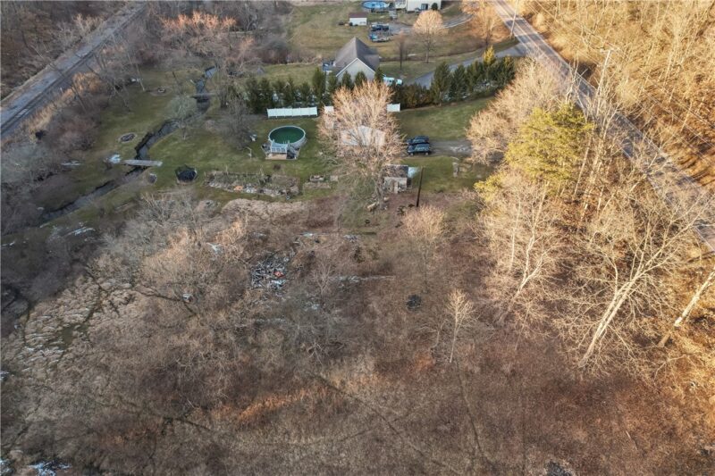 000 Gibson Rd — photo 3