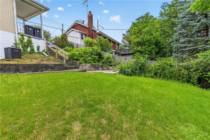 921 Lincoln Way — photo 2