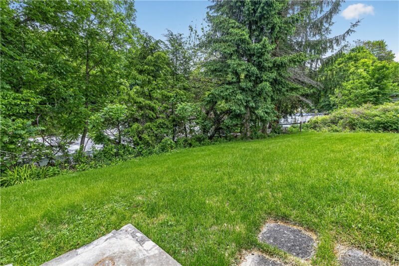 921 Lincoln Way — photo 4