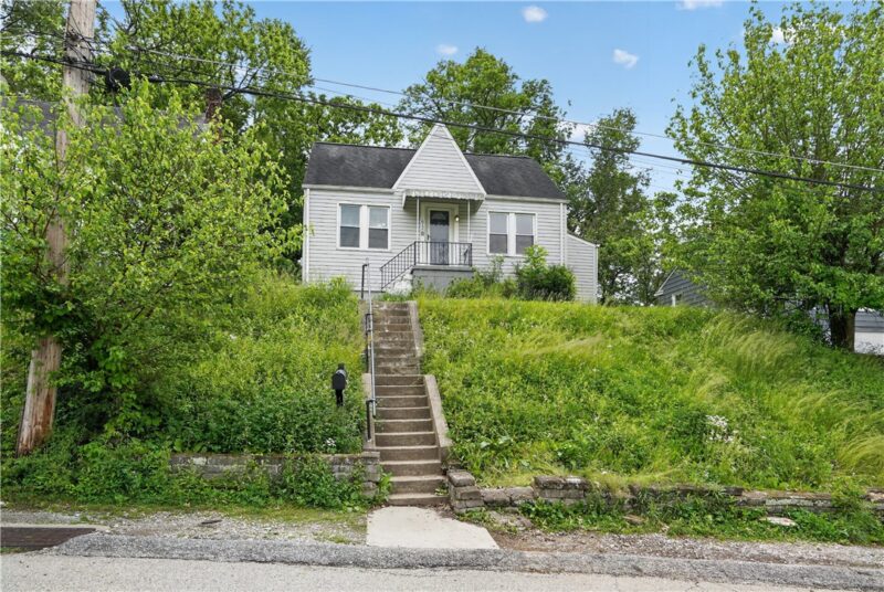 612 Hazel St — photo 4